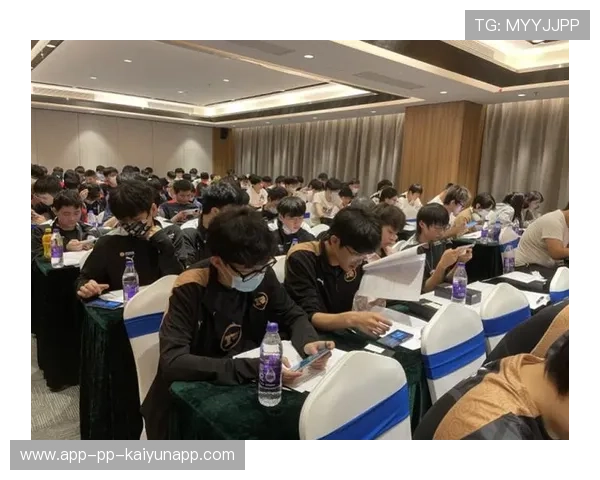 电竞选手训练强度模拟传统竞技项目标准，电竞选手是怎么培训的