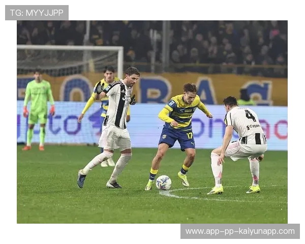 尤文图斯4-1逆转帕尔马，弗拉霍维奇禁区内梅开二度