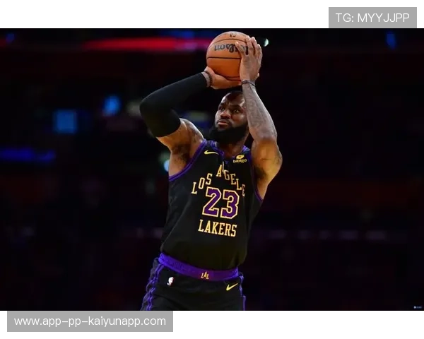 詹姆斯重返骑士可能性分析克城球迷期待国王归来 詹姆斯重返骑士可能性分析克城球迷期待国王归来